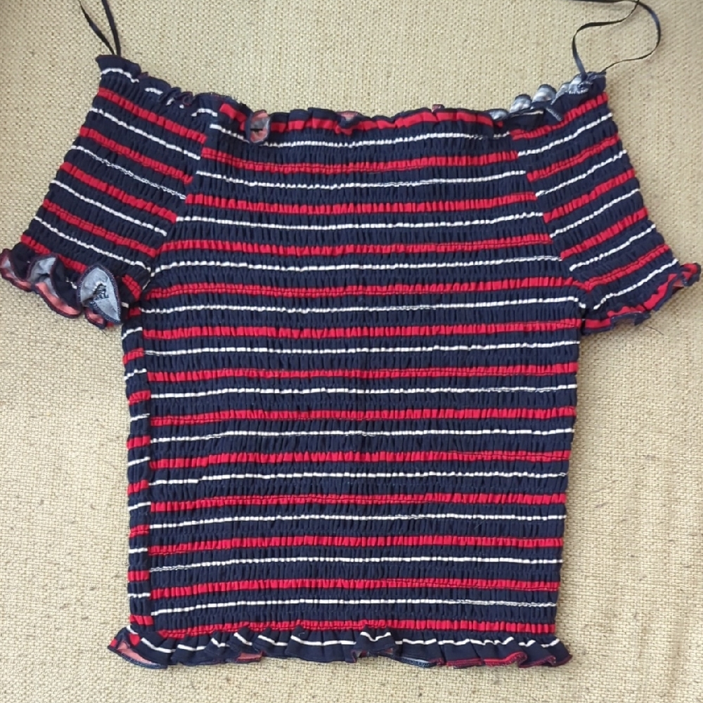 Off-Shoulder Cropt Ribbed Striped Top in Navy, Red & White Size S